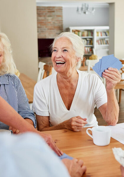 Woman-playing-Cards_FOR-WEB